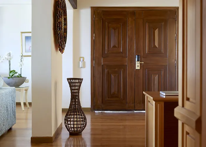 Vilă Knossos Royal Anissaras