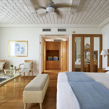 Knossos Royal Villa *