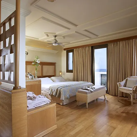 Villa Knossos Royal