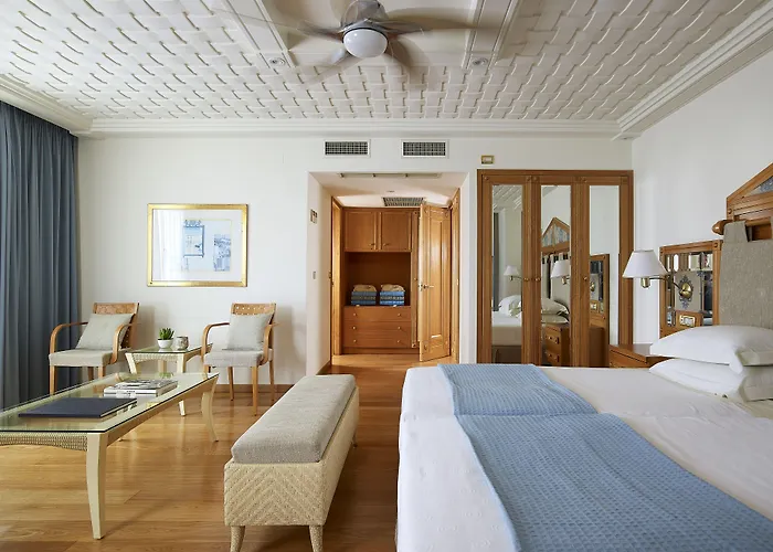 Knossos Royal Villa *